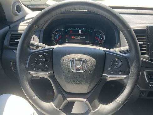 Used 2022 Honda Pilot Black Edition image 27