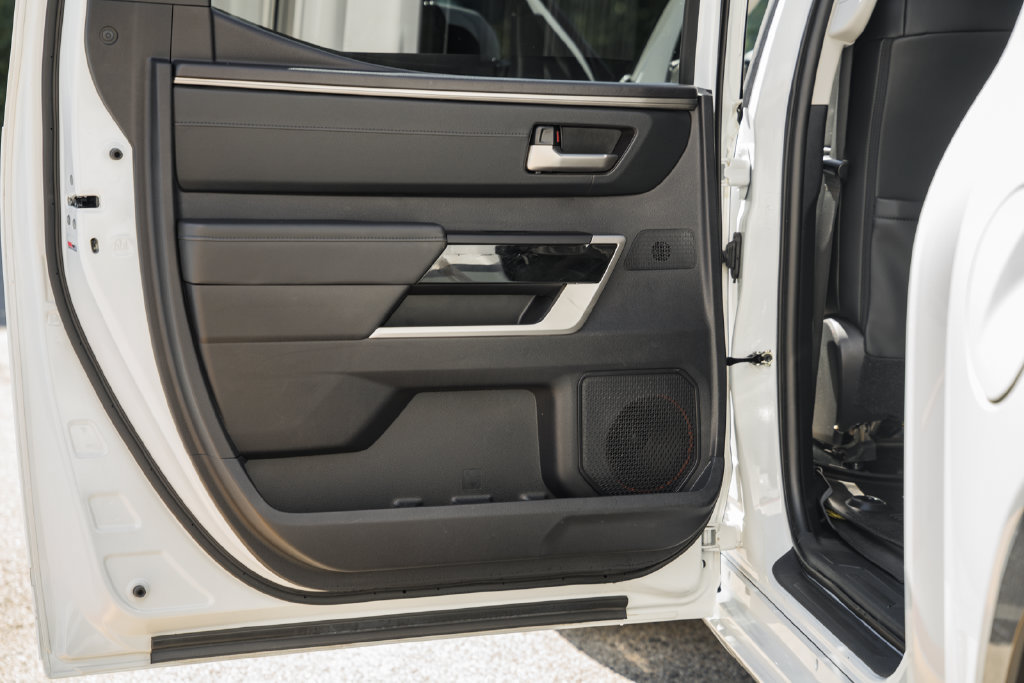 Used 2023 Toyota Tundra Limited AWD/4WD image 35