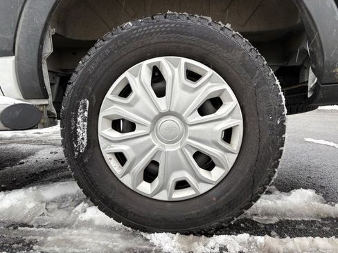 Used 2024 Ford Transit 250 Low Roof w/ Exterior Upgrade Package image 18