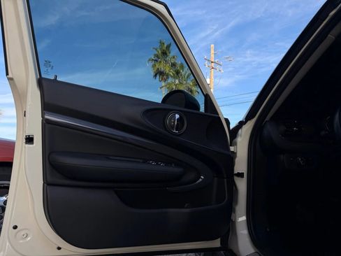 Used 2017 MINI Cooper Clubman S image 34