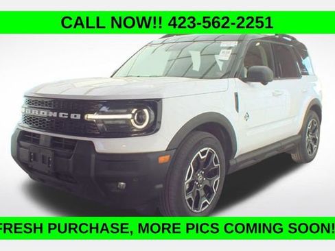 Used 2025 Ford Bronco Sport Outer Banks w/ Outer Banks Tech Package+ AWD/4WD image 1