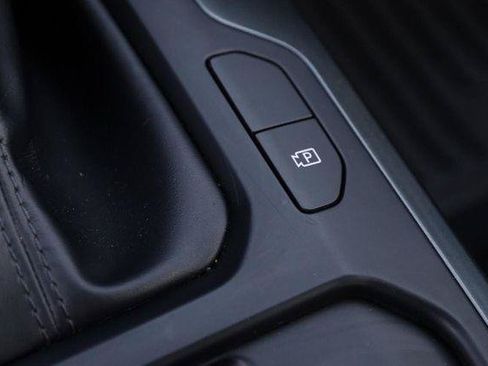 Used 2025 Kia K4 FWD image 19