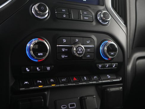 Used 2021 GMC Sierra 1500 AT4 w/ AT4 Value Package AWD/4WD image 21