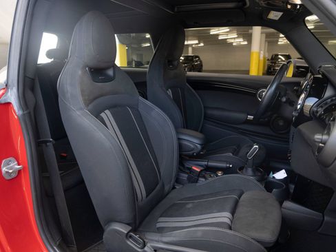 Used 2021 MINI Cooper S w/ 6.5" Touchscreen Package FWD image 19