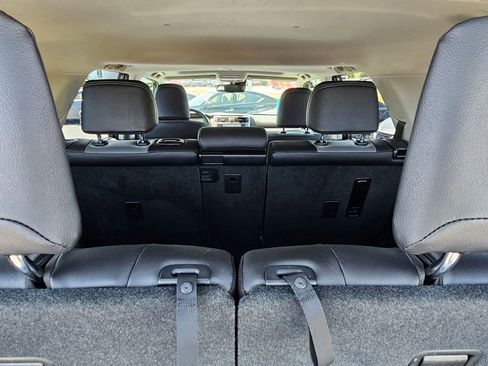 Used 2022 Toyota 4Runner SR5 Premium w/ Moonroof Package AWD/4WD image 11