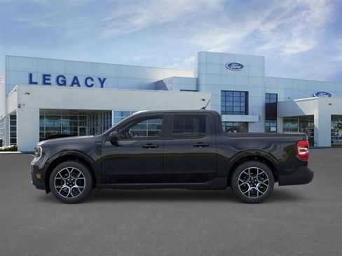 New 2026 Ford Maverick Lariat AWD/4WD image 3