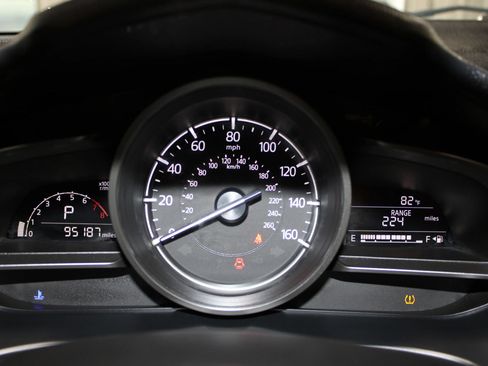 Used 2017 MAZDA MAZDA3 Touring w/ Popular Equipment Package FWD image 11