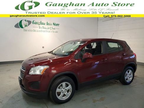 Used 2016 Chevrolet Trax LS AWD/4WD image 1