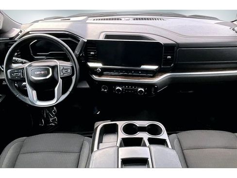 Used 2024 GMC Sierra 1500 SLE image 8