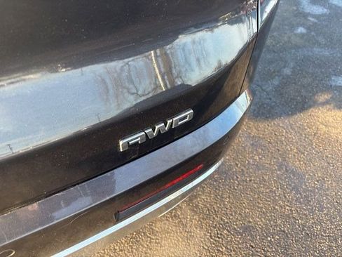 Used 2018 GMC Acadia Denali image 53