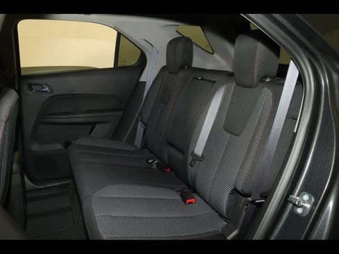 Used 2017 Chevrolet Equinox LT AWD/4WD image 30