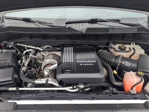 Used 2021 Chevrolet Silverado 1500 RST AWD/4WD image 21