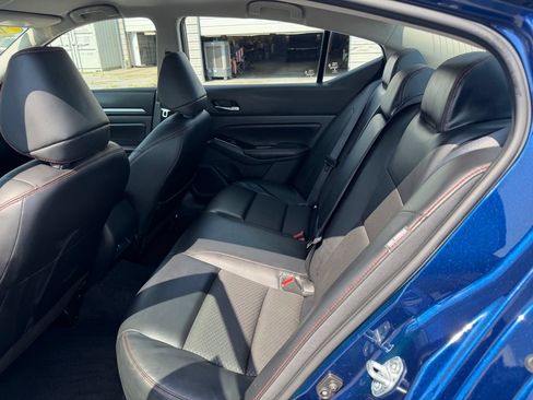 Used 2024 Nissan Altima 2.5 SR FWD image 29