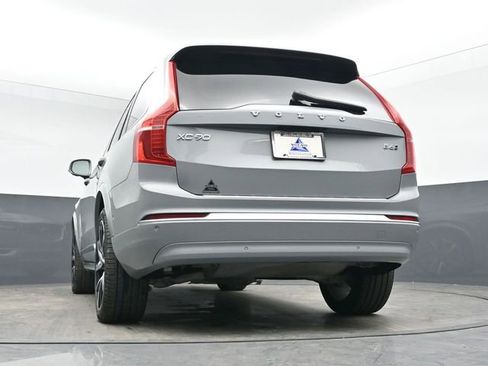 Used 2025 Volvo XC90 B6 Plus image 15