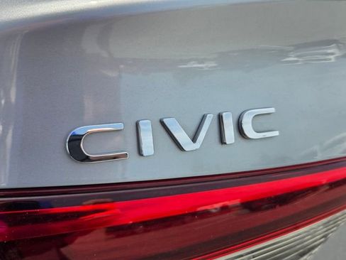 Used 2022 Honda Civic LX image 11