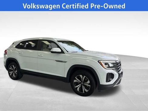 Certified 2024 Volkswagen Atlas Cross Sport SE image 11