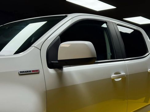 Used 2016 Chevrolet Colorado LT w/ LT Convenience Package image 9