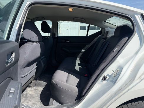 Used 2020 Nissan Altima 2.5 S FWD image 6