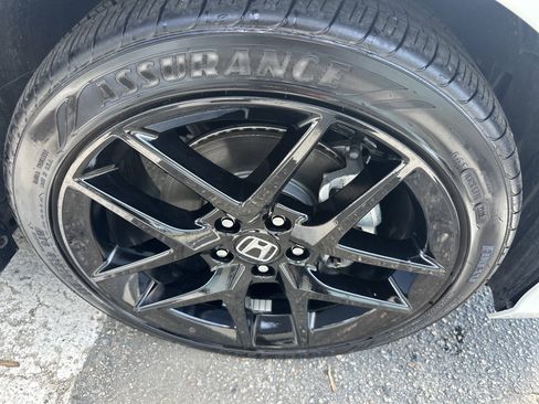 Used 2026 Honda Civic Sport image 4