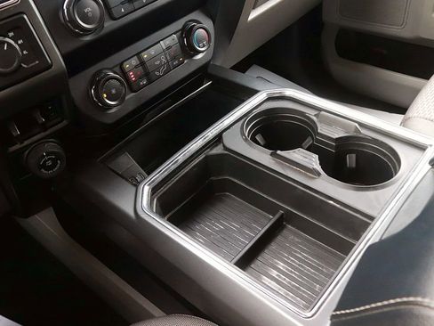 Used 2022 Ford F250 XLT w/ XLT Premium Package image 22