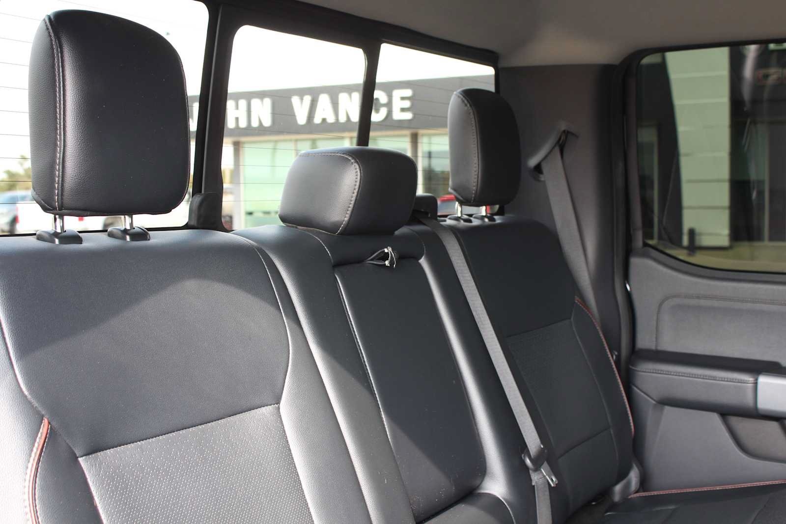 Used 2024 Ford F450 Lariat w/ Lariat Ultimate Package AWD/4WD image 25