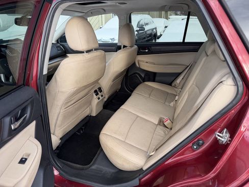 Used 2015 Subaru Outback 2.5i Limited image 14