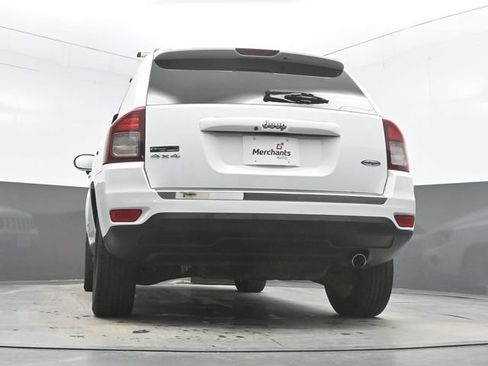 Used 2017 Jeep Compass High Altitude AWD/4WD image 38