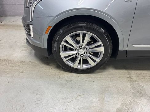 Used 2024 Cadillac XT5 Premium Luxury w/ Technology Package AWD/4WD image 33