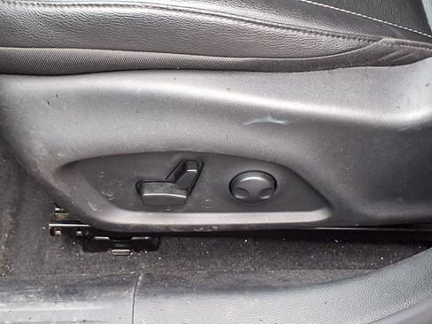 Used 2025 Jeep Compass Limited AWD/4WD image 4