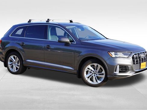 Used 2023 Audi Q7 3.0T Prestige AWD/4WD image 2