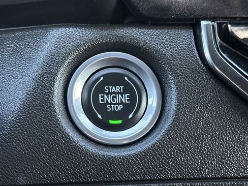 Used 2023 Chevrolet Colorado W/T image 15