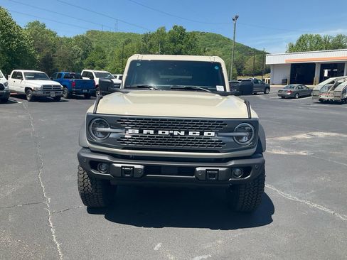 New 2026 Ford Bronco Badlands AWD/4WD image 2