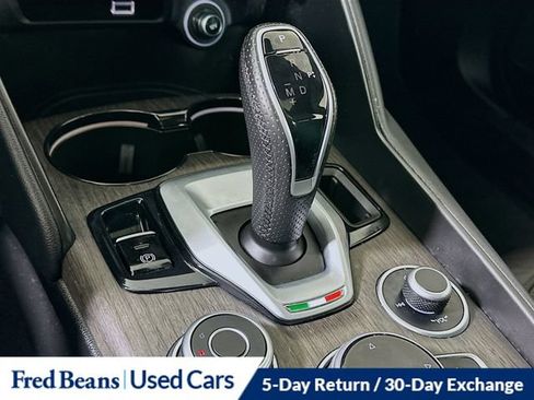 Used 2023 Alfa Romeo Giulia Ti AWD/4WD image 24
