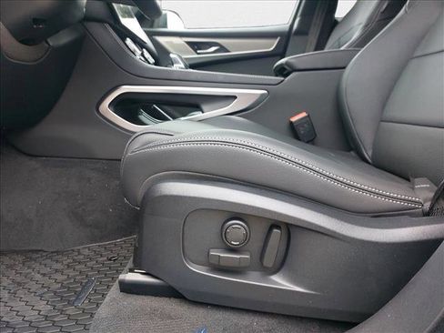 New 2026 Jaguar F-PACE R-Dynamic S image 25