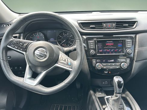 Used 2020 Nissan Rogue SL w/ Premium Package FWD image 15