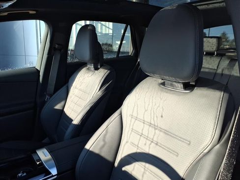 New 2026 Mercedes-Benz GLC 300 4MATIC image 13