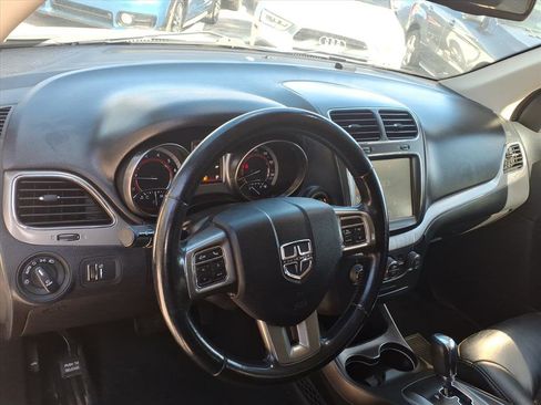 Used 2020 Dodge Journey Crossroad image 9