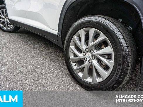Used 2025 Buick Enclave Preferred FWD image 16