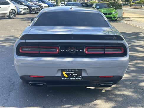 Used 2021 Dodge Challenger R/T Scat Pack RWD image 10