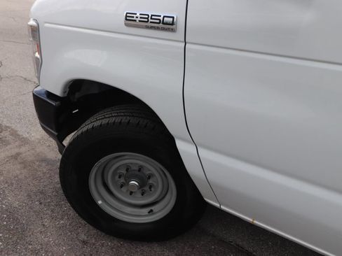 Certified 2024 Ford E-350 and Econoline 350 Super Duty w/ Power Windows & Locks Group RWD image 9