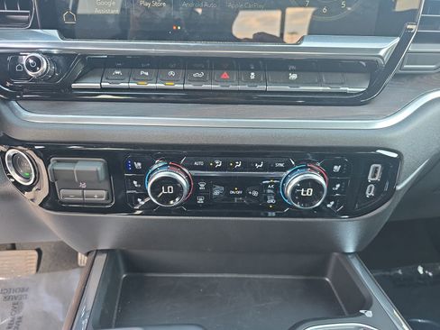 Used 2026 GMC Sierra 1500 SLT w/ SLT Premium Plus Package AWD/4WD image 23