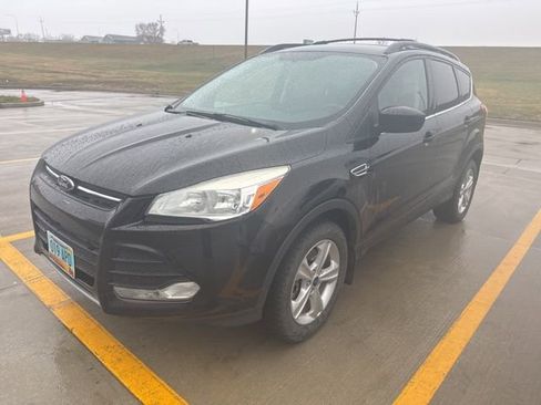 Used 2013 Ford Escape SE image 2