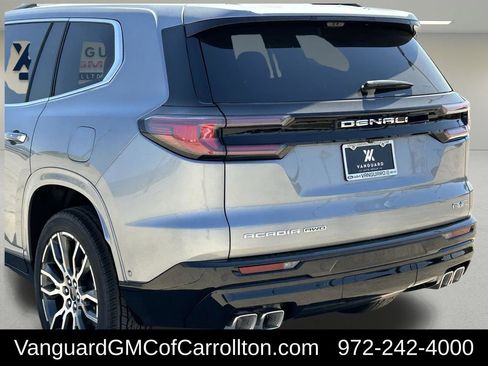 New 2026 GMC Acadia Denali Ultimate w/ LPO, Floor Liner Package AWD/4WD image 6
