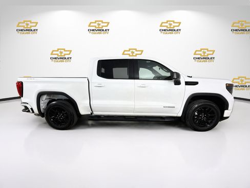 Used 2024 GMC Sierra 1500 Elevation w/ LPO, Elevation Black Package AWD/4WD image 9
