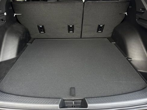 New 2026 Chevrolet Equinox EV LT image 15