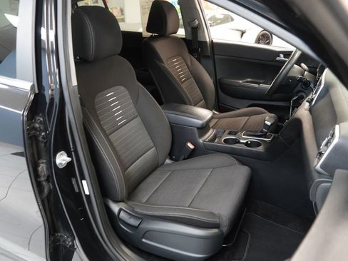 Used 2018 Kia Sportage LX FWD image 24