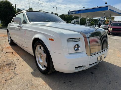 Used 2010 Rolls-Royce Phantom Drophead Coupe RWD image 8