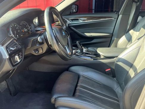 Used 2019 BMW 530i 530i Sedan 4D w/ Convenience Package image 7