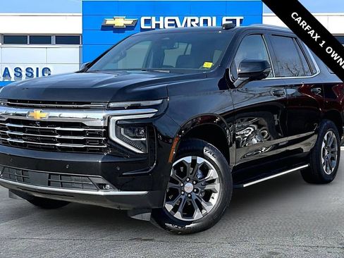 Used 2025 Chevrolet Tahoe LT w/ Comfort Package image 3