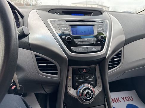 Used 2013 Hyundai Elantra GLS w/ Preferred Pkg image 23